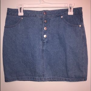 denim skirt